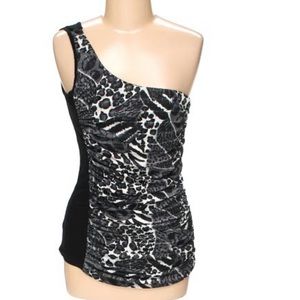 Cute top 2 available...sizes small and large